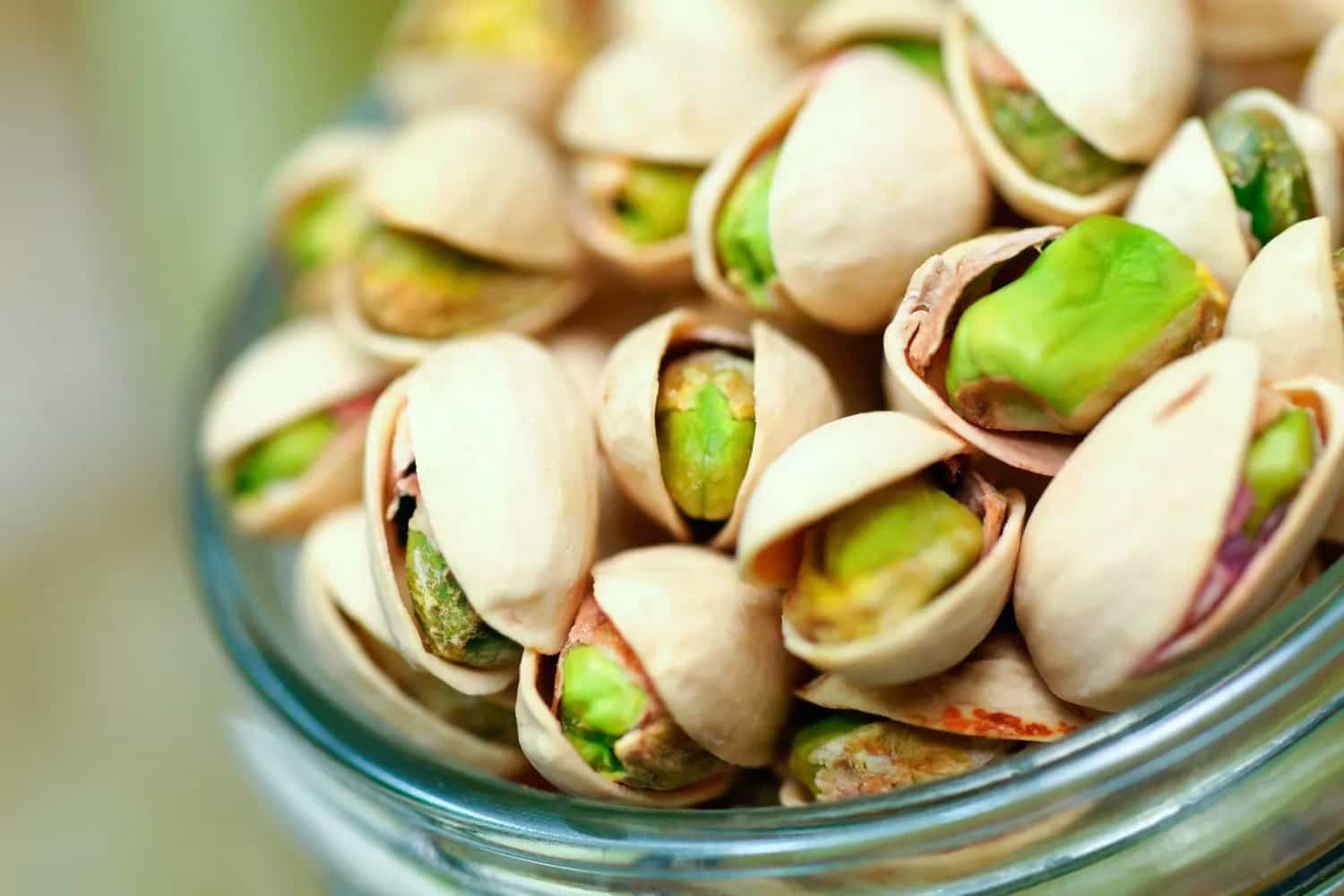 مغز پسته 
