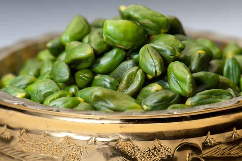 مغز پسته سبز